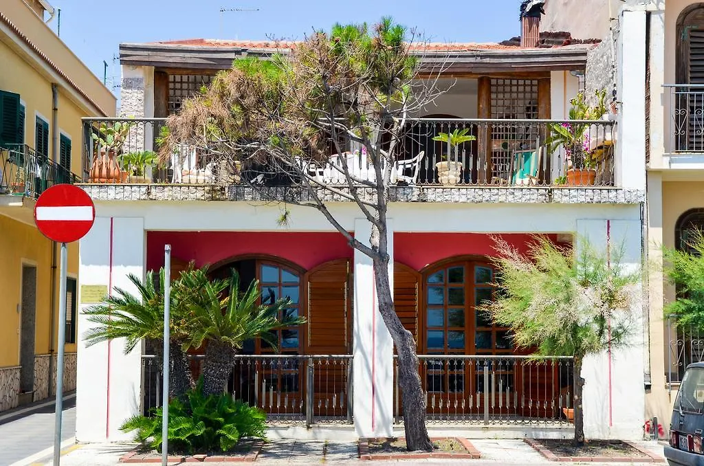 Casa Di Mare Barabba Villa Santa Teresa Di Riva Holiday home