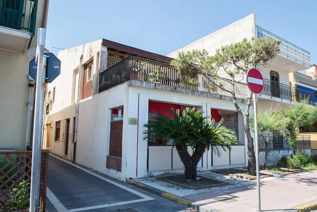 Casa Di Mare Barabba Villa Santa Teresa Di Riva Holiday home